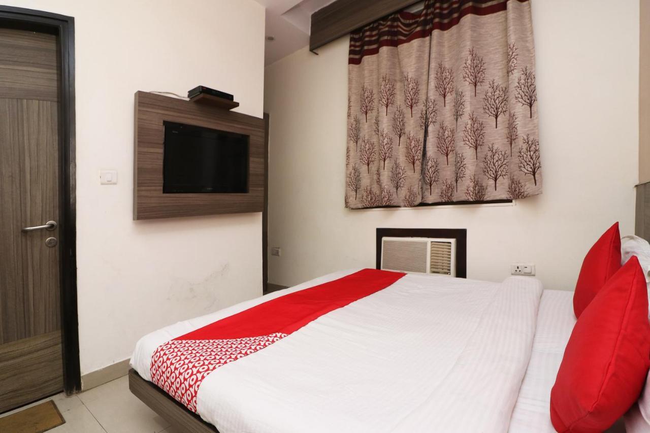 Oyo 18753 Hotel Glance Inn Nowe Delhi Zewnętrze zdjęcie