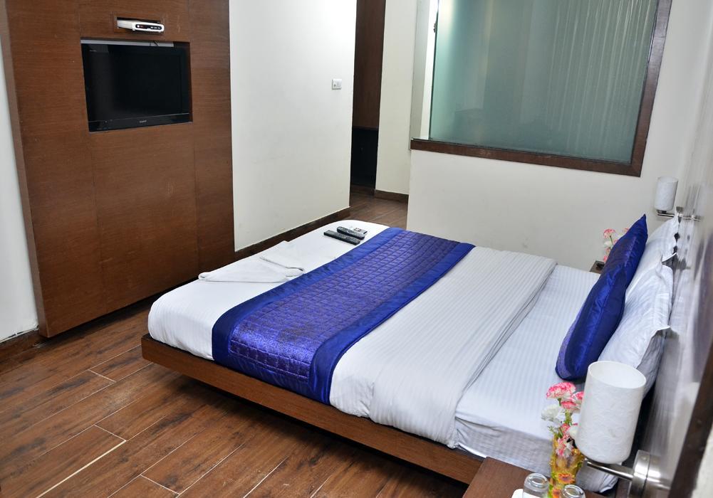 Oyo 18753 Hotel Glance Inn Nowe Delhi Zewnętrze zdjęcie