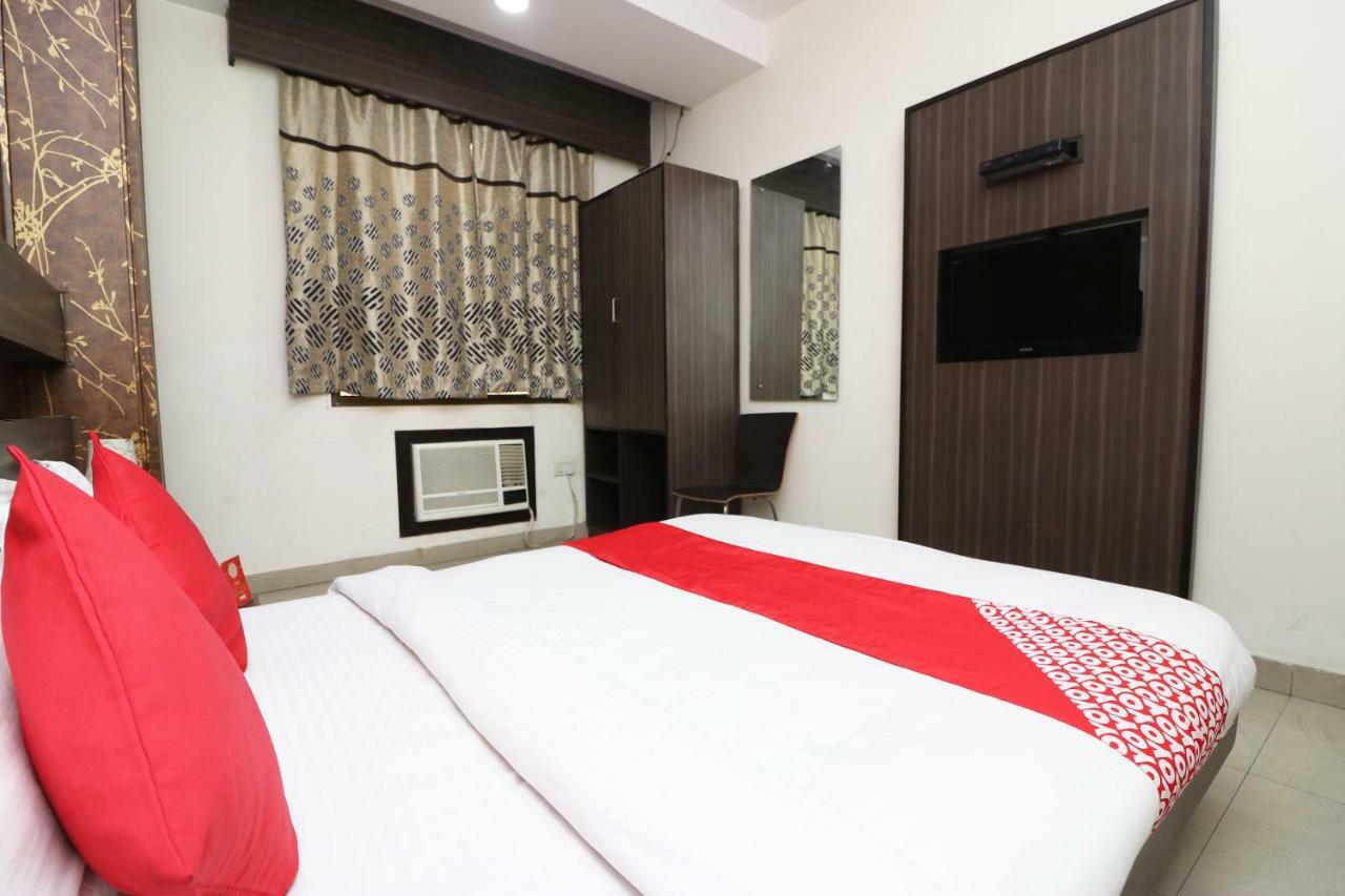 Oyo 18753 Hotel Glance Inn Nowe Delhi Zewnętrze zdjęcie
